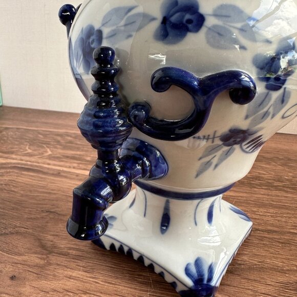 Hand-Painted Russian Gzhel Samovar, Blue and White Ceramic, Decorative Teapot - Picture 3 of 14